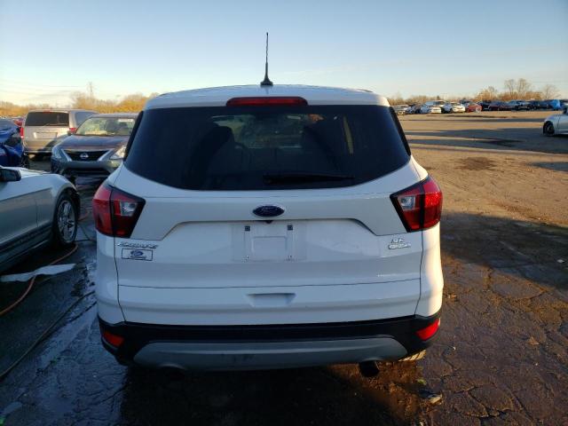 1FMCU0GD7KUC47968 - 2019 FORD ESCAPE SE WHITE photo 6