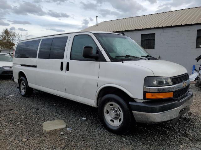 1GAZGPFG9G1272043 - 2016 CHEVROLET EXPRESS G3 LT WHITE photo 4