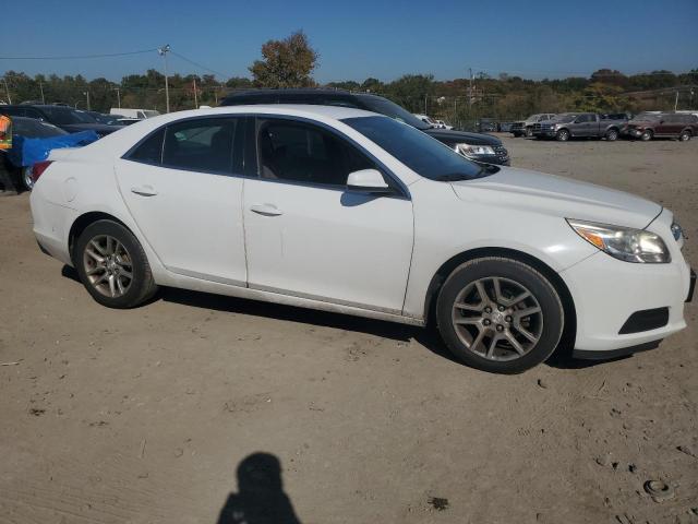 1G11D5RR1DF104306 - 2013 CHEVROLET MALIBU 1LT WHITE photo 4