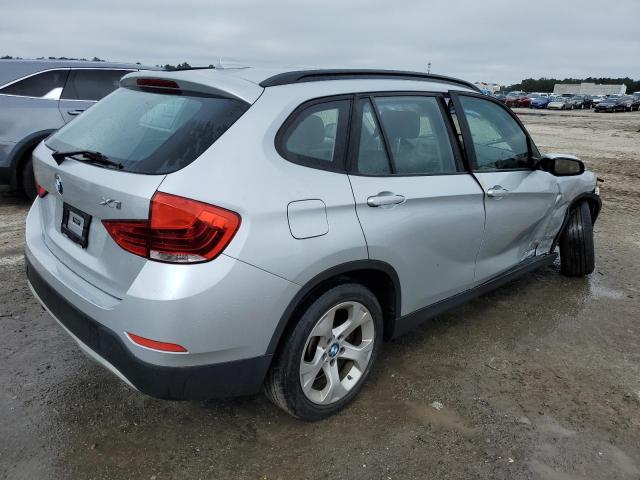 WBAVM1C54DVW41486 - 2013 BMW X1 SDRIVE28I SILVER photo 3