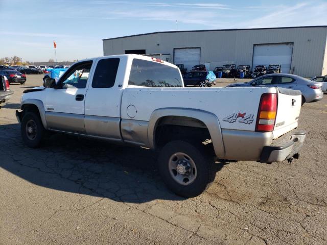 1GCGK29U4XE142925 - 1999 CHEVROLET SILVERADO K2500 WHITE photo 2