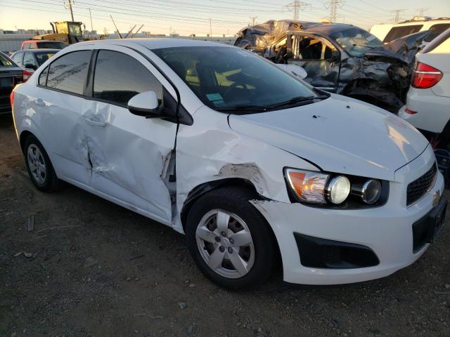 1G1JA5SH8E4238902 - 2014 CHEVROLET SONIC LS WHITE photo 4