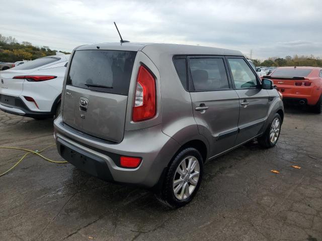 KNDJT2A66D7595332 - 2013 KIA SOUL + SILVER photo 3