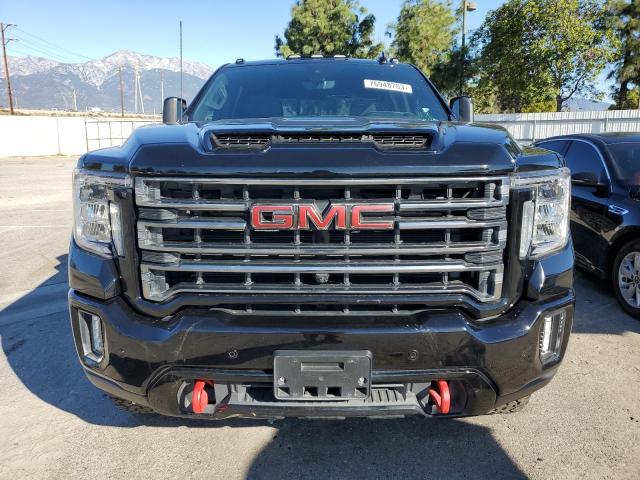 1GT49PEYXNF142682 - 2022 GMC SIERRA K2500 AT4 BLACK photo 5