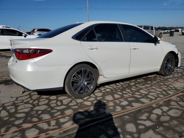 4T1BF1FK8GU156680 - 2016 TOYOTA CAMRY LE WHITE photo 3