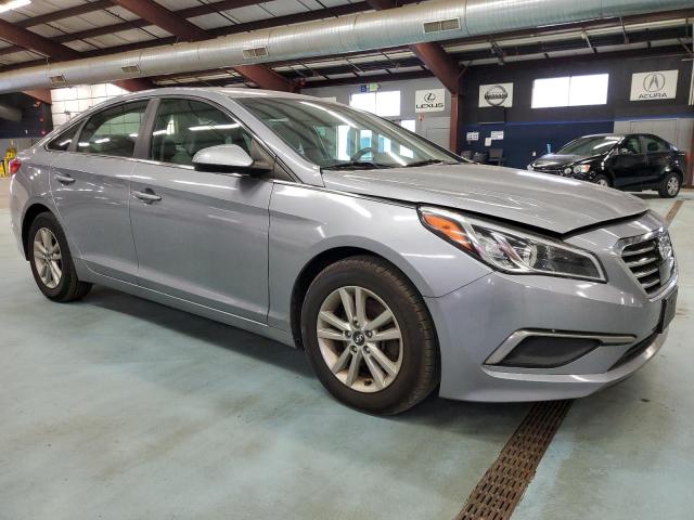 5NPE24AF5GH331535 - 2016 HYUNDAI SONATA SE SILVER photo 4