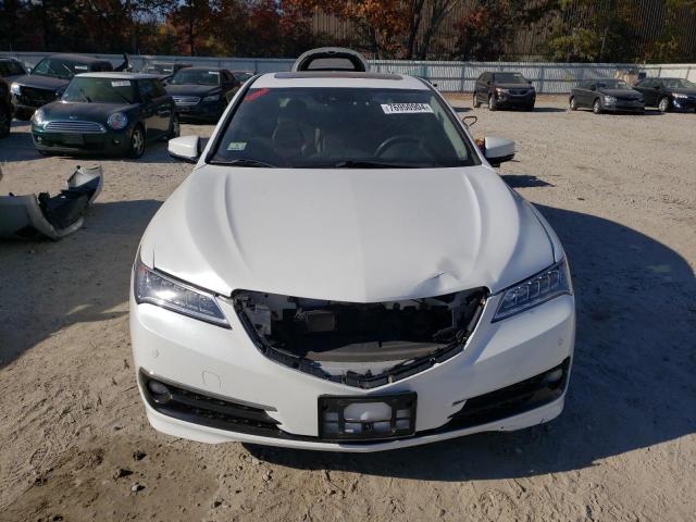 19UUB2F7XFA017386 - 2015 ACURA TLX ADVANCE WHITE photo 5