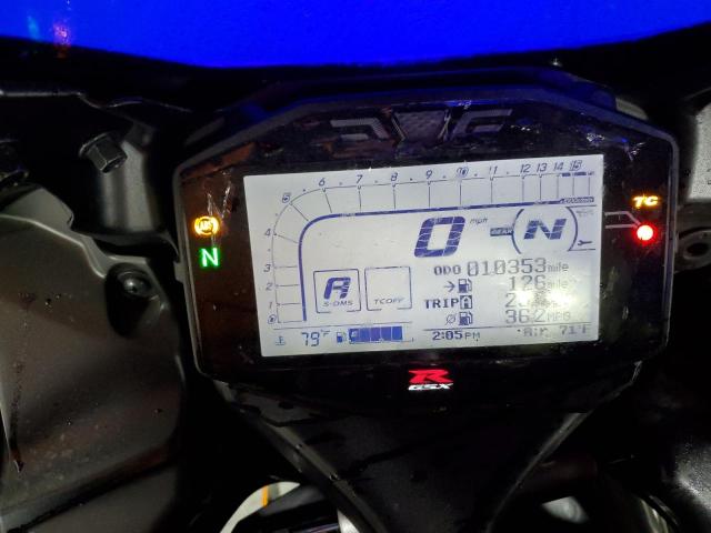 JS1DM11F1J2100056 - 2018 SUZUKI GSX-R1000 BLACK photo 8