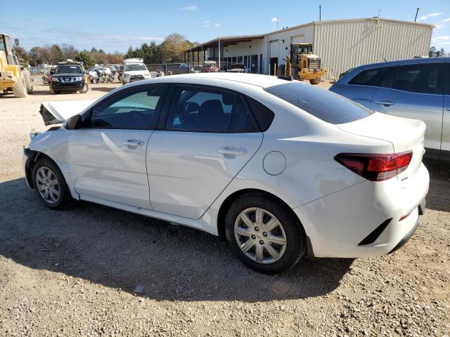 3KPA24AD3NE496515 - 2022 KIA RIO LX WHITE photo 2