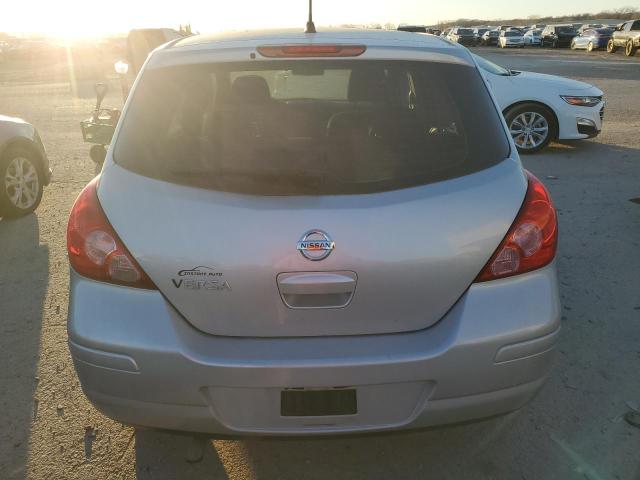 3N1BC1CP3AL376472 - 2010 NISSAN VERSA S GRAY photo 6