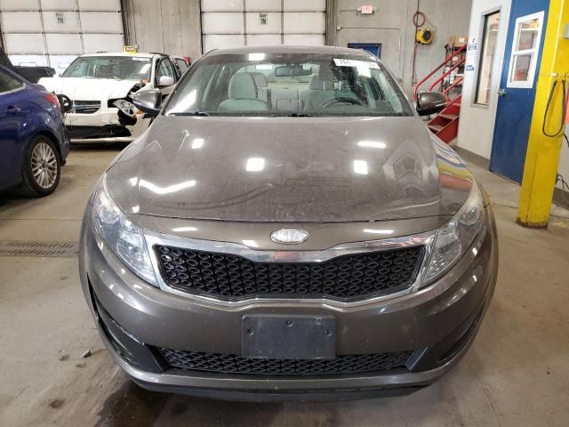 5XXGM4A7XDG227822 - 2013 KIA OPTIMA LX CHARCOAL photo 5