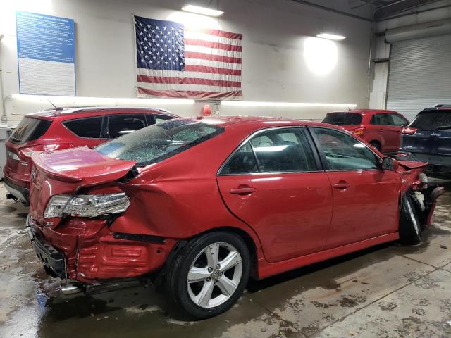 4T1BF3EK6BU753574 - 2011 TOYOTA CAMRY BASE RED photo 3