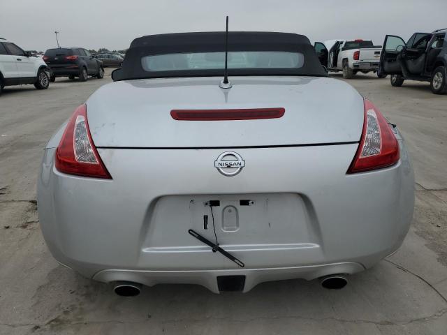 JN1AZ4FH2AM300733 - 2010 NISSAN 370Z SILVER photo 6