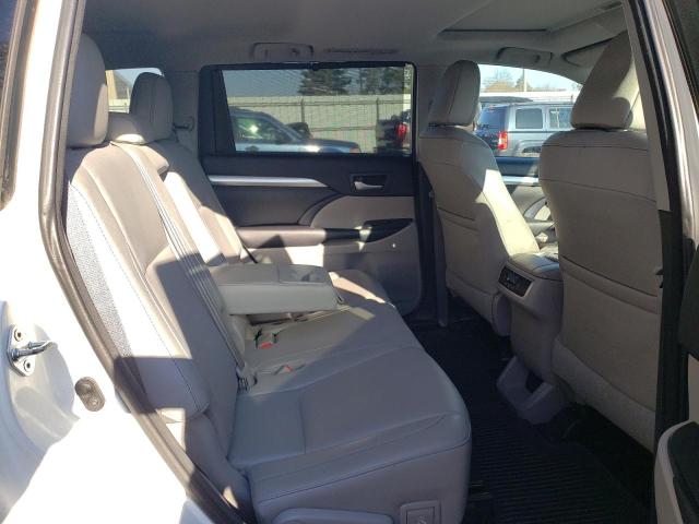 5TDJKRFH5GS343720 - 2016 TOYOTA HIGHLANDER XLE WHITE photo 11