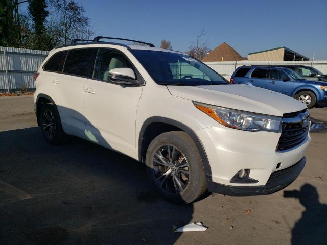 5TDJKRFH5GS343720 - 2016 TOYOTA HIGHLANDER XLE WHITE photo 4