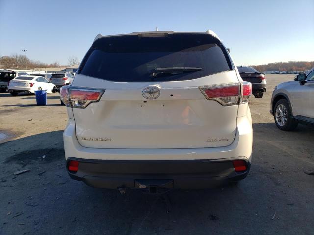 5TDJKRFH5GS343720 - 2016 TOYOTA HIGHLANDER XLE WHITE photo 6