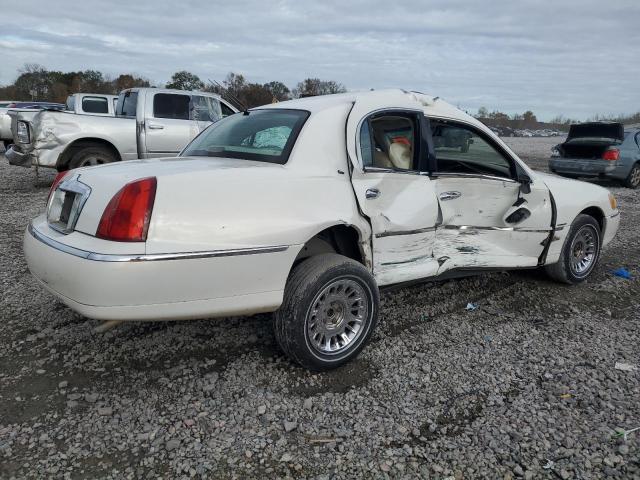 1LNHM83W1YY918161 - 2000 LINCOLN TOWN CARTIER WHITE photo 3