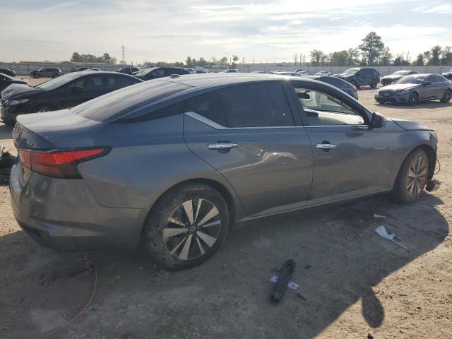 1N4BL4DVXNN355657 - 2022 NISSAN ALTIMA SV GRAY photo 3