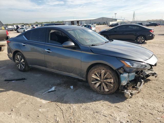 1N4BL4DVXNN355657 - 2022 NISSAN ALTIMA SV GRAY photo 4