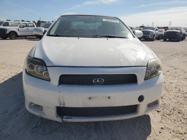 JTKDE3B7XA0304302 - 2010 TOYOTA SCION TC WHITE photo 5