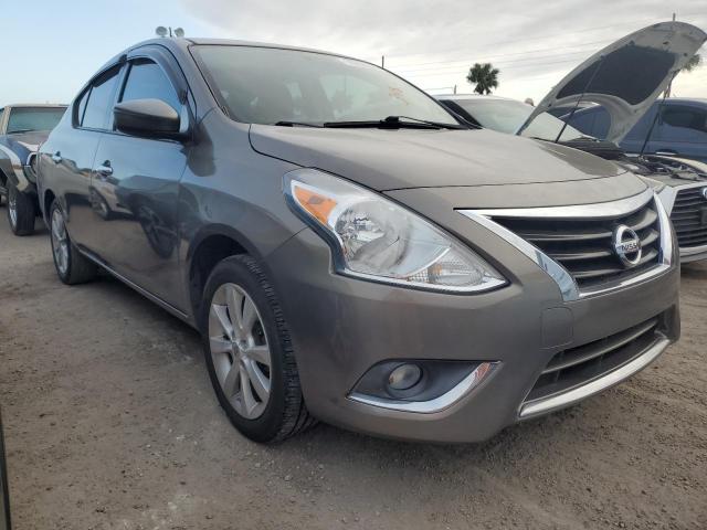 3N1CN7AP6GL905555 - 2016 NISSAN VERSA S GRAY photo 4