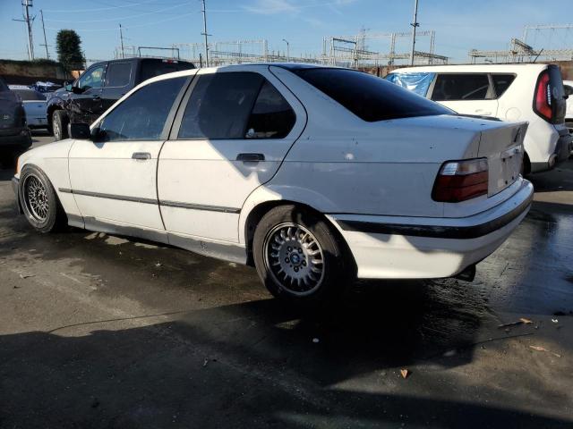 WBACA5315PFG04503 - 1993 BMW 318 I WHITE photo 2