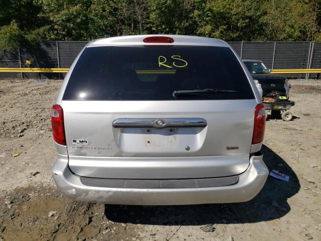 1C4GP45R64B537927 - 2004 CHRYSLER TOWN & COU ვერცხლისფერი ფოტო 6