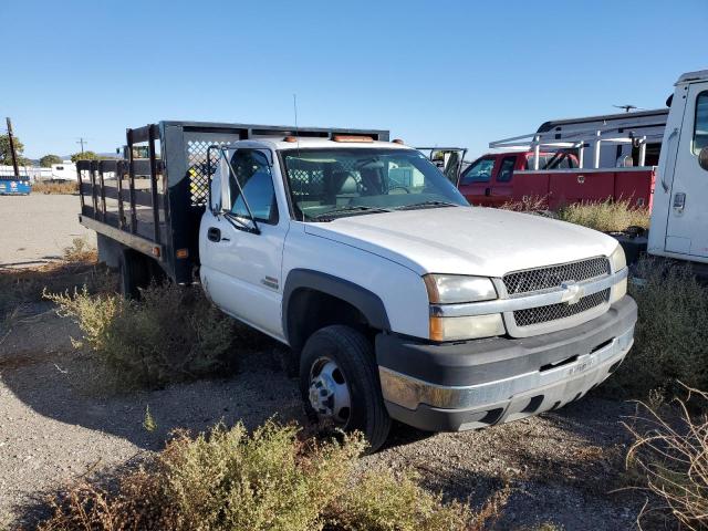 1GBJC34244E357042 - 2004 CHEVROLET SILVERADO C3500 WHITE photo 4