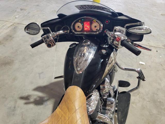 56KTRAAA0F3328861 - 2015 INDIAN MOTORCYCLE CO. ROADMASTER BLACK photo 5