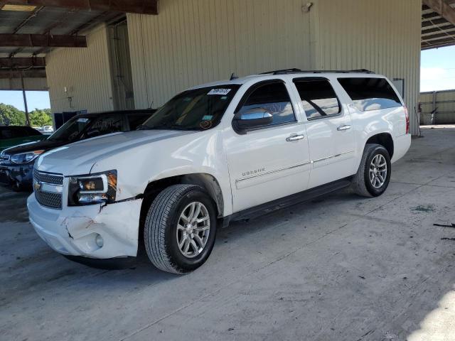 1GNUCKE09AR210307 - 2010 CHEVROLET SUBURBAN C1500 LTZ WHITE photo 1