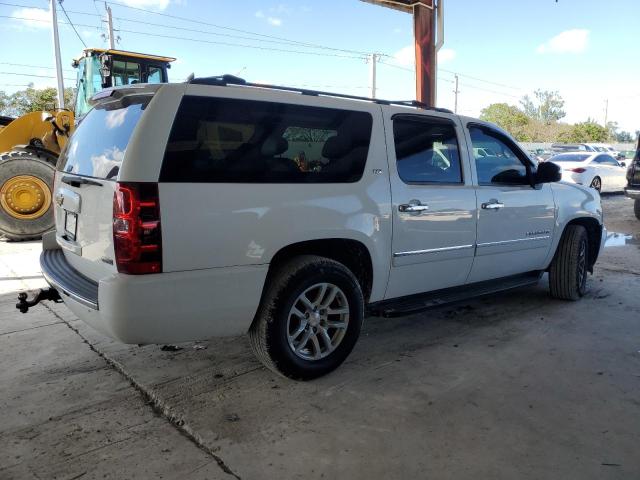 1GNUCKE09AR210307 - 2010 CHEVROLET SUBURBAN C1500 LTZ WHITE photo 3