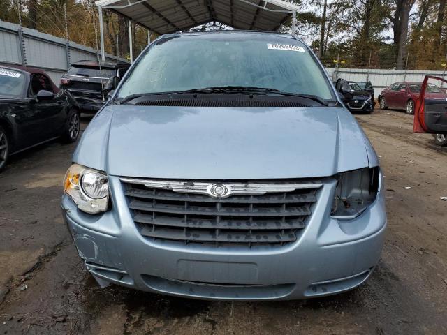 2C4GP44RX5R237070 - 2005 CHRYSLER TOWN & COU LX BLUE photo 5