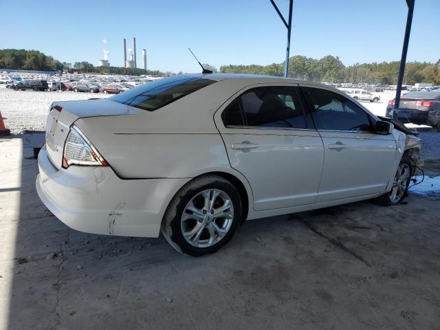 3FAHP0HA6CR239655 - 2012 FORD FUSION SE WHITE photo 3