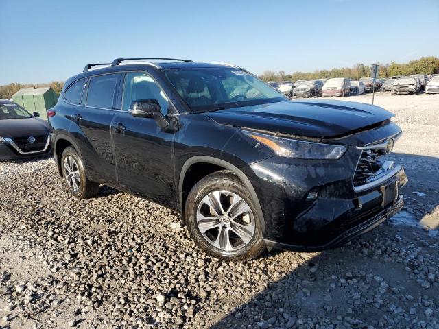 5TDGZRBH0NS588630 - 2022 TOYOTA HIGHLANDER XLE Qara foto 4