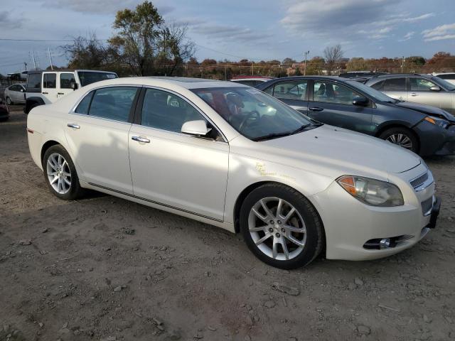 1G1ZE5E76AF205535 - 2010 CHEVROLET MALIBU LTZ თეთრი ფოტო 4
