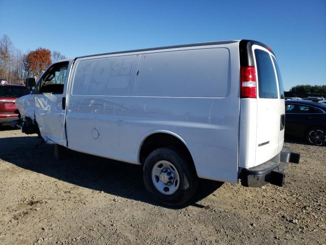 1GCWGAFP3N1162254 - 2022 CHEVROLET EXPRESS G2 WHITE photo 2