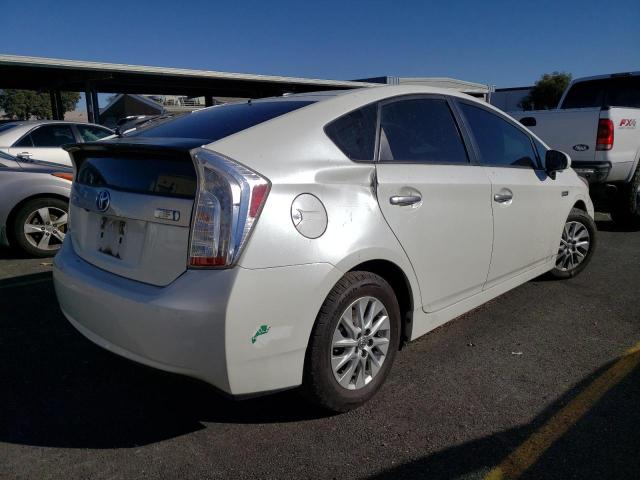 JTDKN3DP9D3046434 - 2013 TOYOTA PRIUS PLUG WHITE photo 3