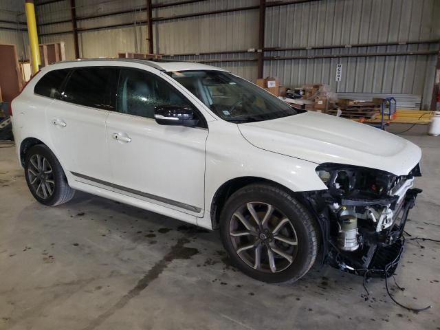 YV449MRR7H2024342 - 2017 VOLVO XC60 T6 DYNAMIC WHITE photo 4