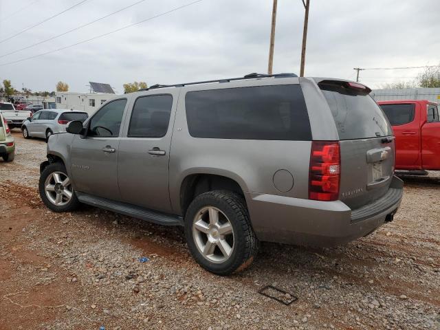 1GNFK26339R196047 - 2009 CHEVROLET SUBURBAN K1500 LT GRAY photo 2