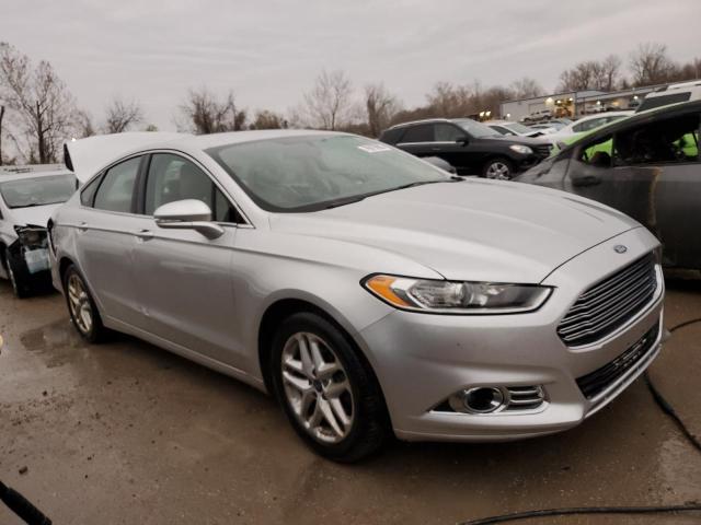 3FA6P0HDXER138235 - 2014 FORD FUSION SE SILVER photo 4