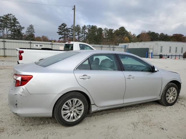 4T1BF1FK6CU072237 - 2012 TOYOTA CAMRY BASE SILVER photo 3