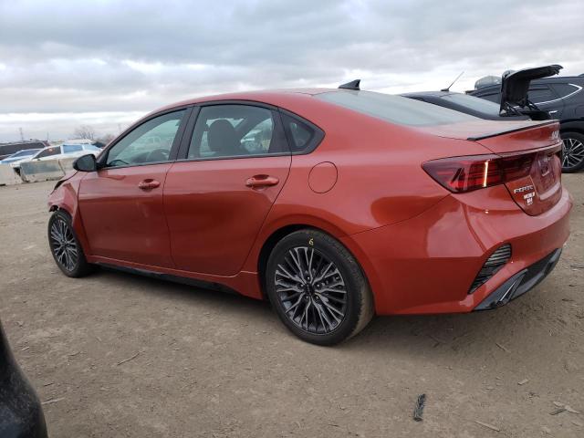 3KPF54AD5NE487621 - 2022 KIA FORTE GT LINE ORANGE photo 2