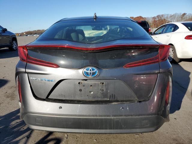 JTDKARFP1H3025790 - 2017 TOYOTA PRIUS PRIM GRAY photo 6