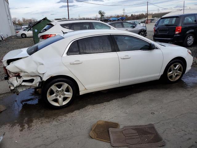 1G1ZB5EB6AF313487 - 2010 CHEVROLET MALIBU LS WHITE photo 3