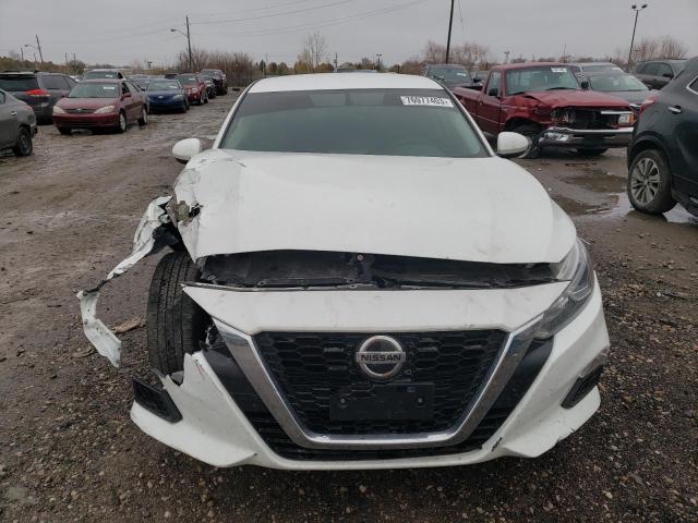 1N4BL4BV6KC247983 - 2019 NISSAN ALTIMA S WHITE photo 5