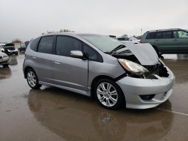 JHMGE8H40AS016547 - 2010 HONDA FIT SPORT GRAY photo 4