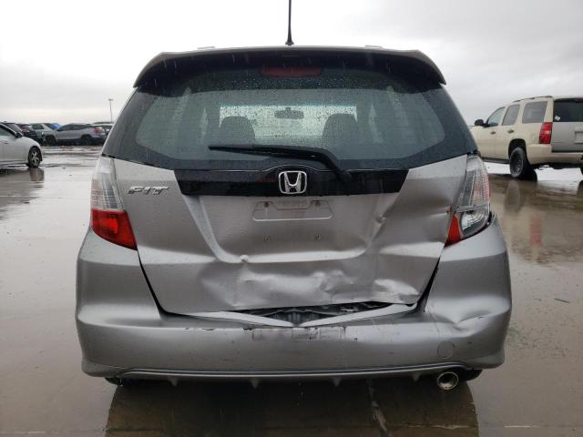 JHMGE8H40AS016547 - 2010 HONDA FIT SPORT GRAY photo 6