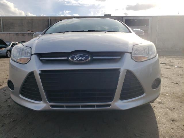 1FADP3F25DL199208 - 2013 FORD FOCUS SE SILVER photo 5