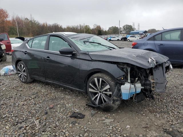 1N4BL4CV5KC148683 - 2019 NISSAN ALTIMA SR BLACK photo 4