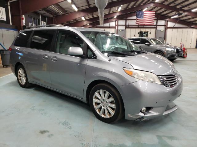 5TDDK3DC4BS002433 - 2011 TOYOTA SIENNA XLE SILVER photo 4